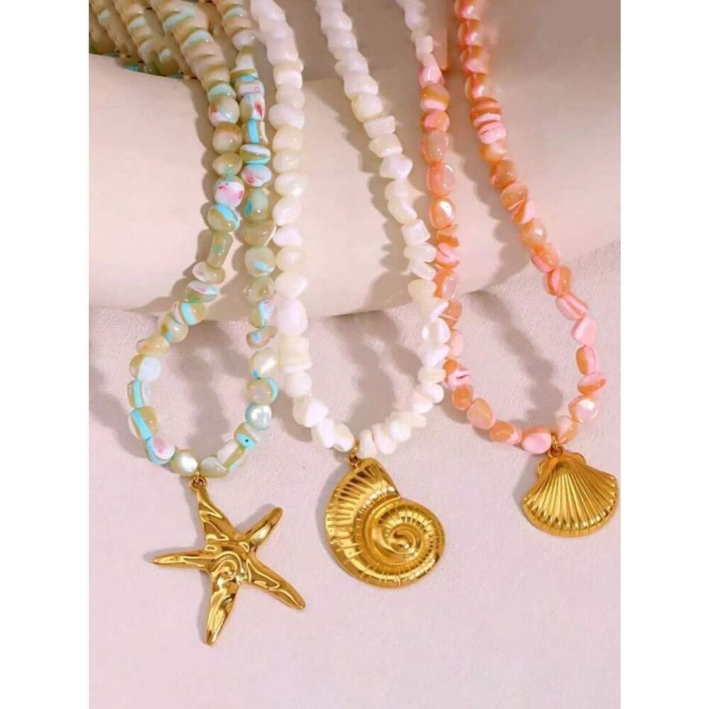 Starfish Pendant Green Pearl Beaded Necklace A1767 - Picture 1 of 3